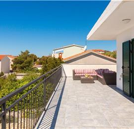 4 Bedroom Villa with Pool near Milna, Brac Island Sleeps 8 